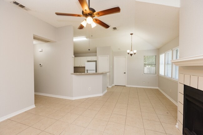 1207-1207 Hyridge St in Round Rock, TX - Building Photo - Building Photo