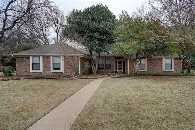 property at 1404 Cambridge Ln