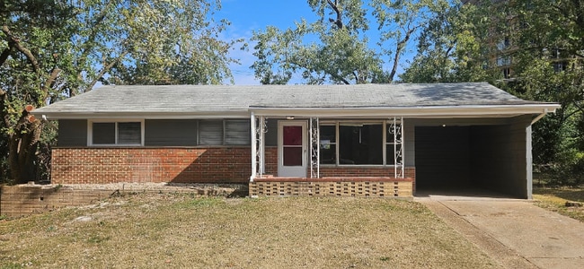 property at 9950 Cambria Dr