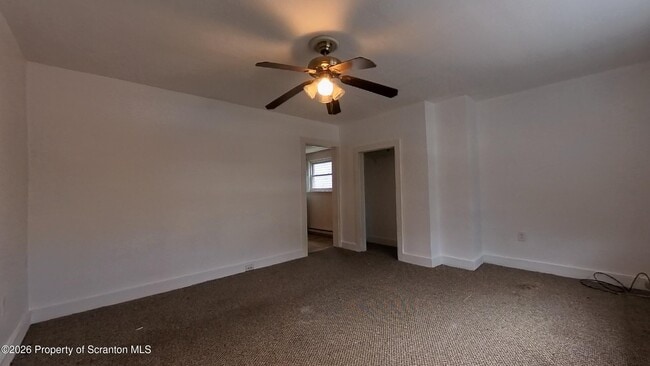 326 N Hyde Park Ave in Scranton, PA - Building Photo - Building Photo