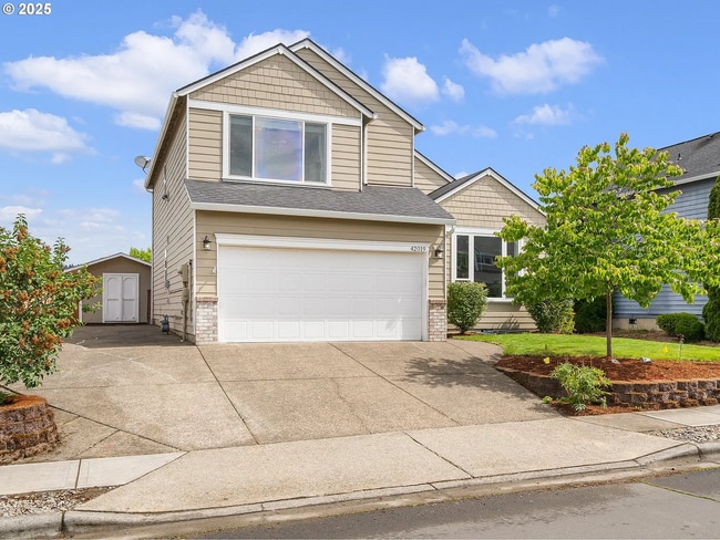 42019 NW Oak Way in Banks, OR - Building Photo - Building Photo