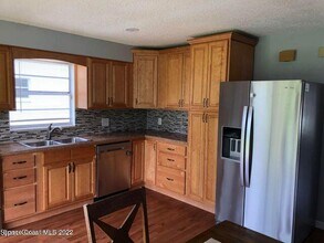 423 Count St in Melbourne, FL - Building Photo - Building Photo