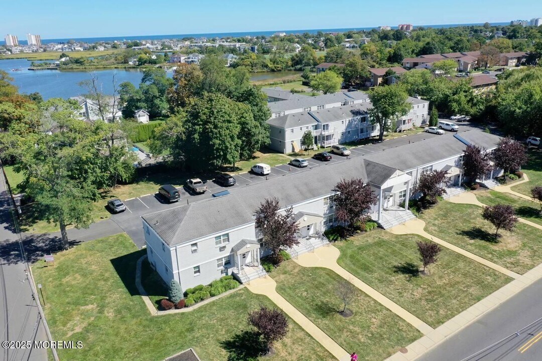581 Patten Ave-Unit -24 in Long Branch, NJ - Building Photo