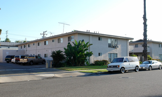 Casa Grande in Anaheim, CA - Building Photo - Building Photo