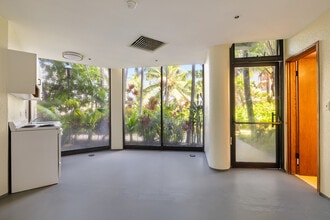 300 Wai Nani Way, Unit 111 in Honolulu, HI - Building Photo - Building Photo