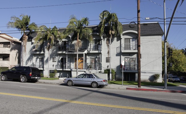 6202 Fulton Ave in Van Nuys, CA - Building Photo - Building Photo