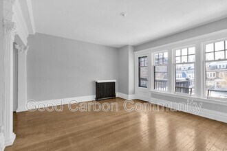 377 Elmwood Ave in Buffalo, NY - Building Photo - Building Photo