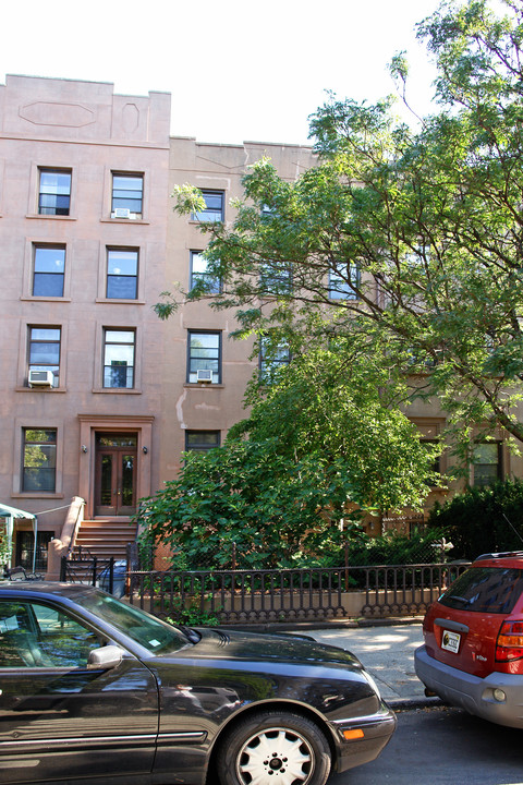 89 1st Pl in Brooklyn, NY - Building Photo