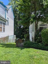 9672 Farmside Pl in Vienna, VA - Building Photo - Building Photo