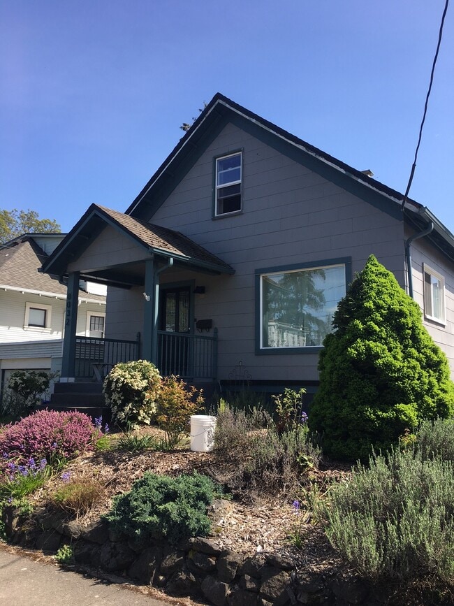 property at 8032 SE Yamhill St