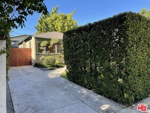 511 N Sweetzer Ave in West Hollywood, CA - Building Photo - Building Photo