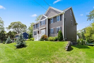 10 Carol Ave in Burlington, MA - Building Photo - Building Photo