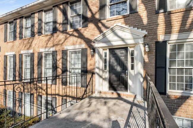 1101 Collier Rd NW in Atlanta, GA - Building Photo - Building Photo