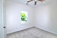 3419 Redbud St photo'