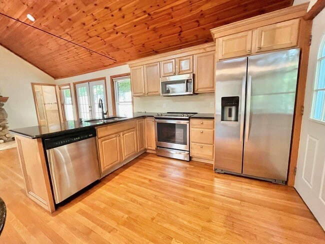 property at 8 Anton Pl