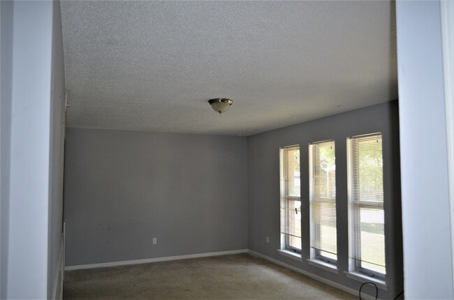 201-203-203 Maple Grove Way in Columbia, MO - Building Photo - Building Photo