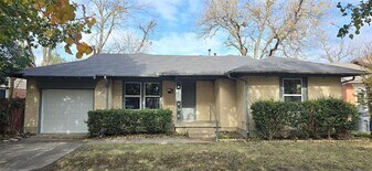 2021 Costa Mesa Dr in Dallas, TX - Building Photo