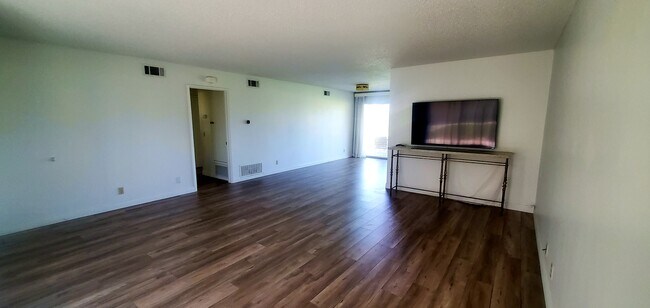 2250 S Calle Palo Fierro in Palm Springs, CA - Building Photo - Building Photo