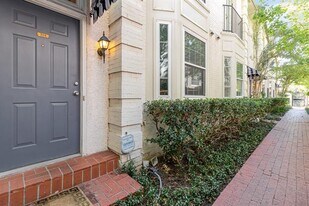 4424 Holland Ave in Dallas, TX - Building Photo