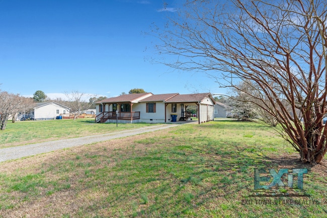 1000 Chaptico Rd in South Hill, VA - Building Photo - Building Photo