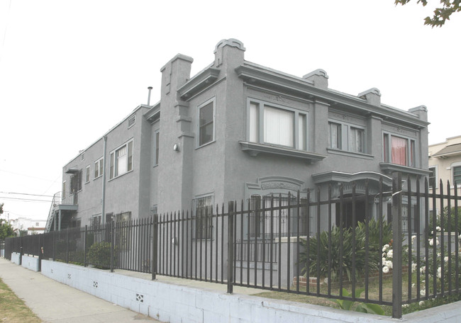 1951 W Martin Luther King Jr Blvd in Los Angeles, CA - Foto de edificio - Building Photo