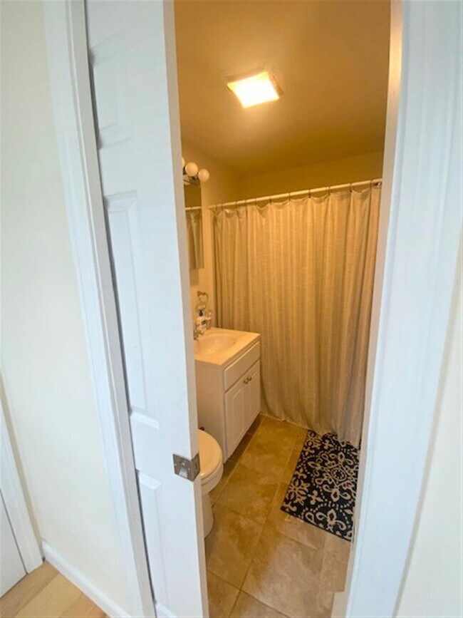 363 Columbia St, Unit 3 in Cambridge, MA - Building Photo - Building Photo