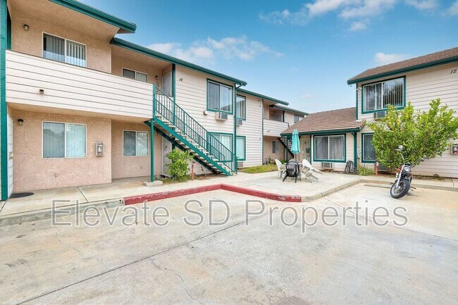 9430 Winter Gdns Blvd in Lakeside, CA - Building Photo - Building Photo