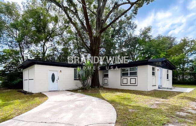 922 Westgate Dr in Jacksonville, FL - Foto de edificio - Building Photo