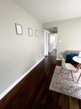 147 Dodge Ave, Unit 2 in Evanston, IL - Building Photo - Building Photo