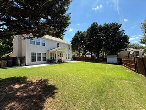 539 Glen Creek Way NE in Sugar Hill, GA - Building Photo - Building Photo
