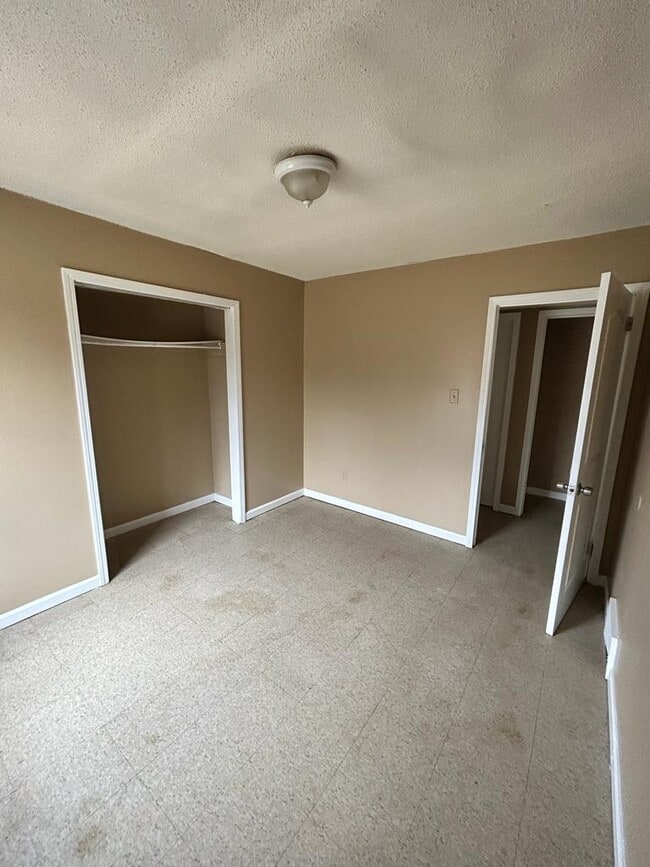 5366 Clinchport Cir in Memphis, TN - Building Photo - Building Photo