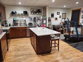 437 Main St, Unit 3 in Red Wing, MN - Building Photo