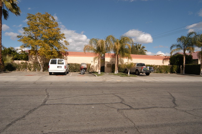 950 E Chuckwalla Rd in Palm Springs, CA - Building Photo - Building Photo