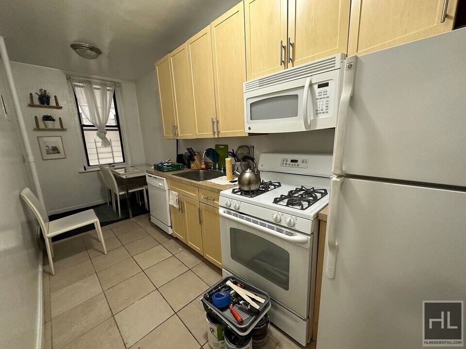 614 W 157th St, Unit 1 in New York, NY - Foto de edificio