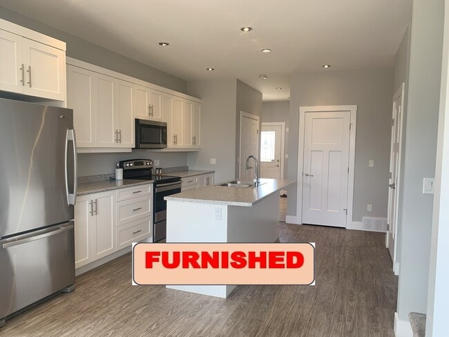 8617-8682 82nd St in Fort St John, BC - Building Photo - Building Photo