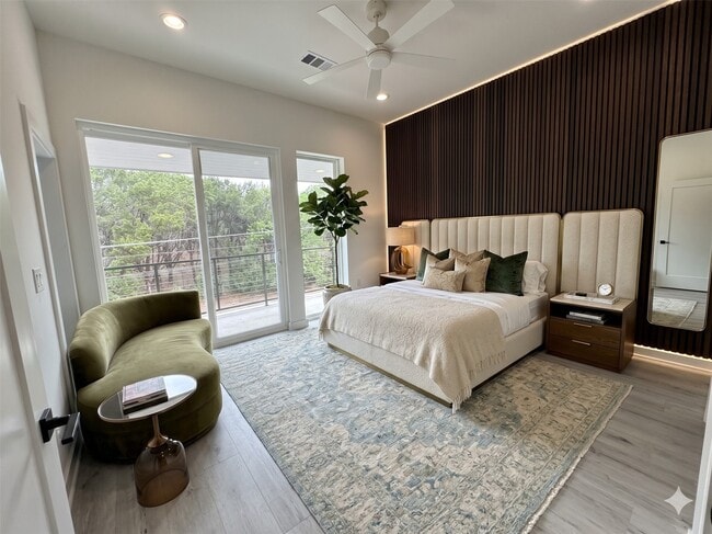 property at 2000 Riverside Farms Rd