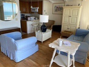 11846 Ebbtide Ln, Unit A in Malibu, CA - Building Photo - Building Photo