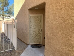 8461 Spencer Canyon St in Las Vegas, NV - Building Photo - Building Photo