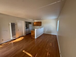 75 E 2nd St in Morgan Hill, CA - Building Photo - Building Photo