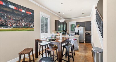 507 W N Loop Blvd in Austin, TX - Building Photo - Building Photo