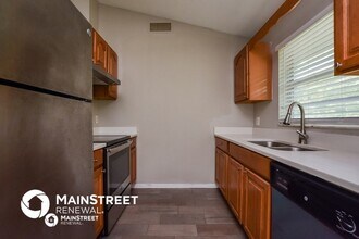 1604 Blackberry Ct in Eustis, FL - Foto de edificio - Building Photo