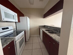 2002 E 5th Ave in Tampa, FL - Building Photo - Building Photo