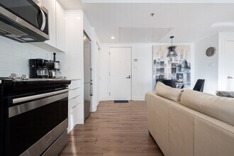 14 Rue Labrecque, Unit SI ID1261828P in Montréal, QC - Building Photo - Building Photo