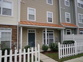 11711 Mezzanine Dr in Raleigh, NC - Building Photo