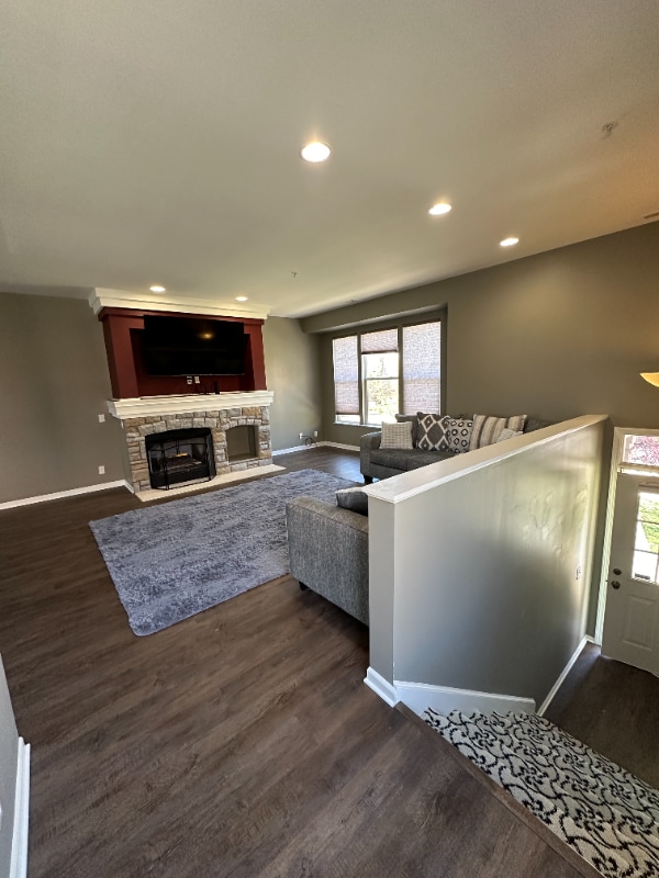 385 Windmill Dr in Plymouth, MI - Foto de edificio - Building Photo