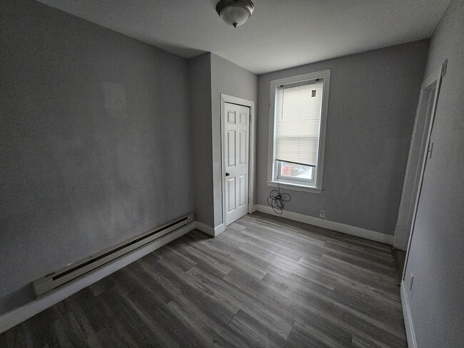 5210 Master St, Unit 3 in Philadelphia, PA - Foto de edificio - Building Photo