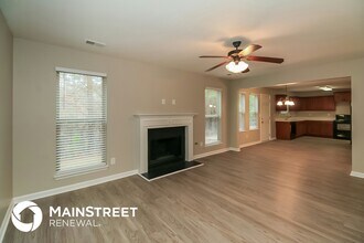 7826 Bell Tower Ln in Fairburn, GA - Building Photo - Building Photo