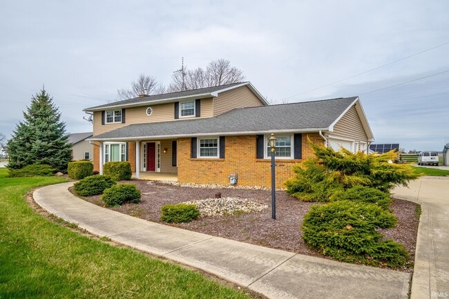 18205 Doty Rd in Woodburn, IN - Building Photo - Building Photo