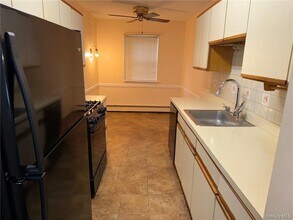 100 Hillside Dr in Middletown, NY - Building Photo - Building Photo