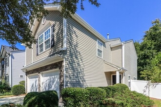 168 Ilex Dr in Canton, GA - Foto de edificio - Building Photo